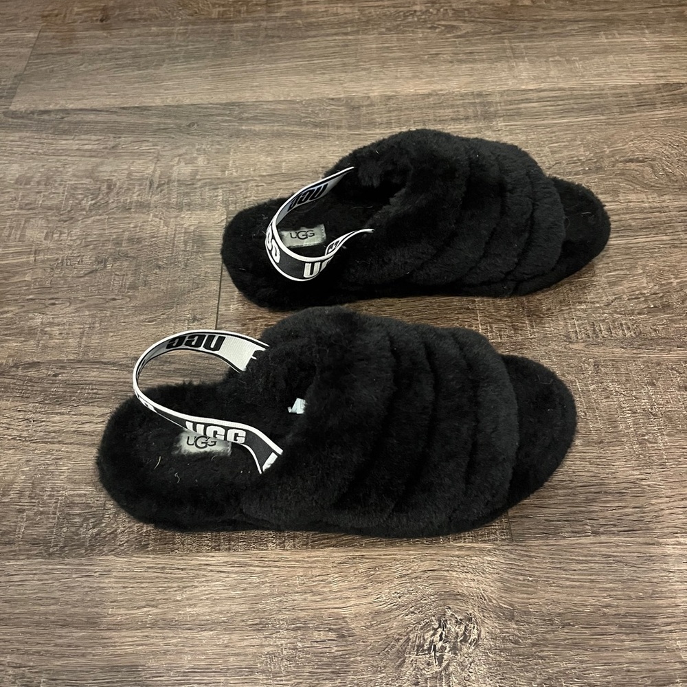 Women’s Uggs size 10 Black